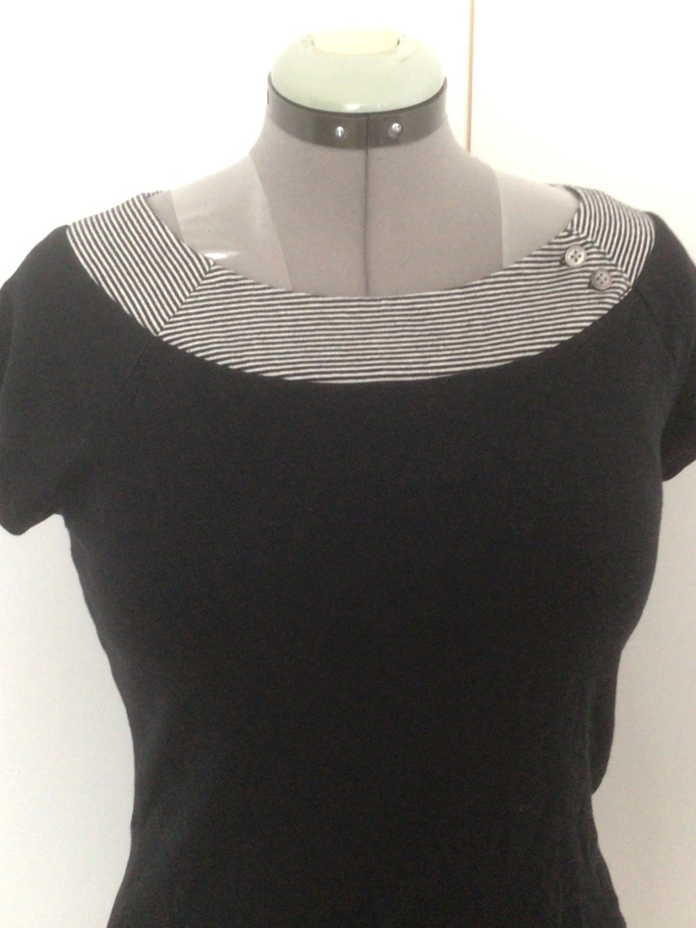 GAP Modern Boatneck Cotton Top